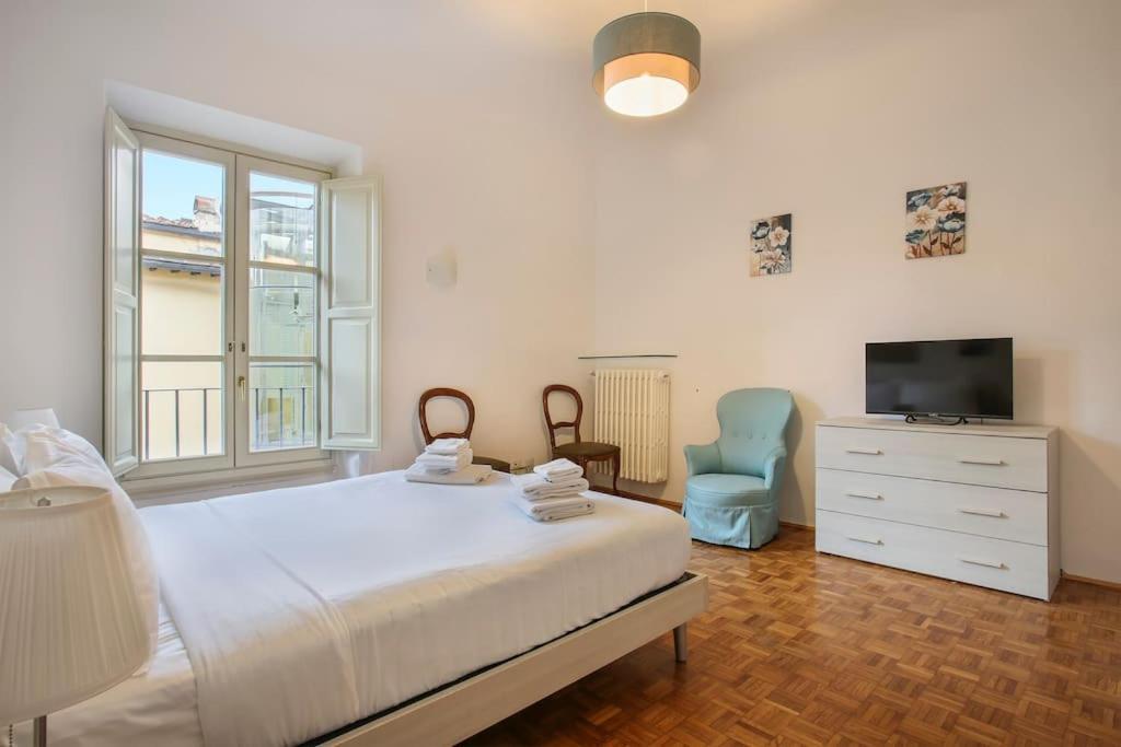 Palazzo Borghese 2 Bedroom Appartement