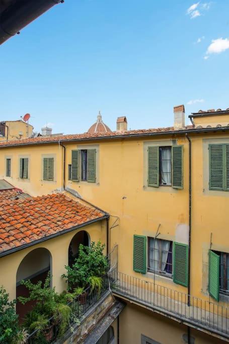 Palazzo Borghese 2 Bedroom Appartement