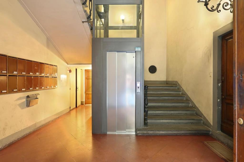 Appartement Palazzo Borghese 2 Bedroom Florence